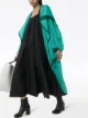 الصورة 2 من Issey Miyake كيب واسع طويل