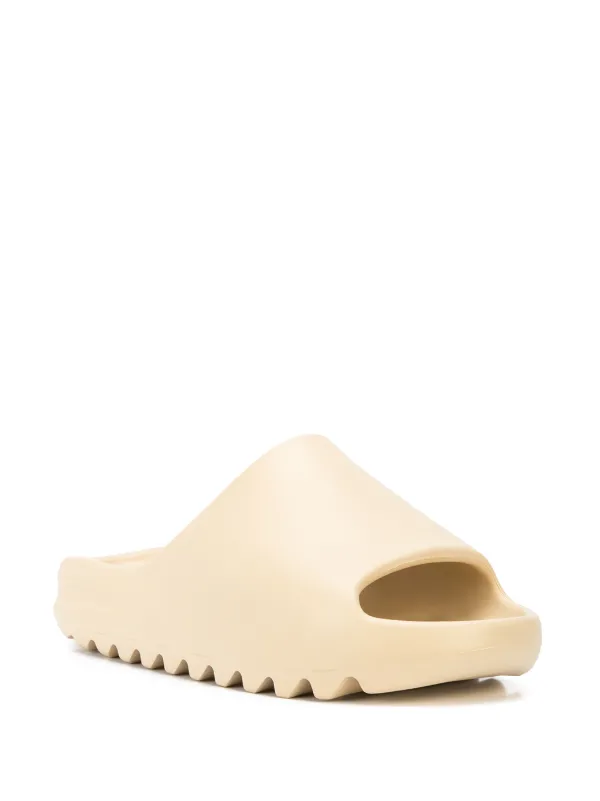 adidas YEEZY Slide "Bone"