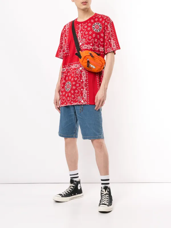 Mastermind World Crew Neck Bandana Print T-shirt | Red | FARFETCH