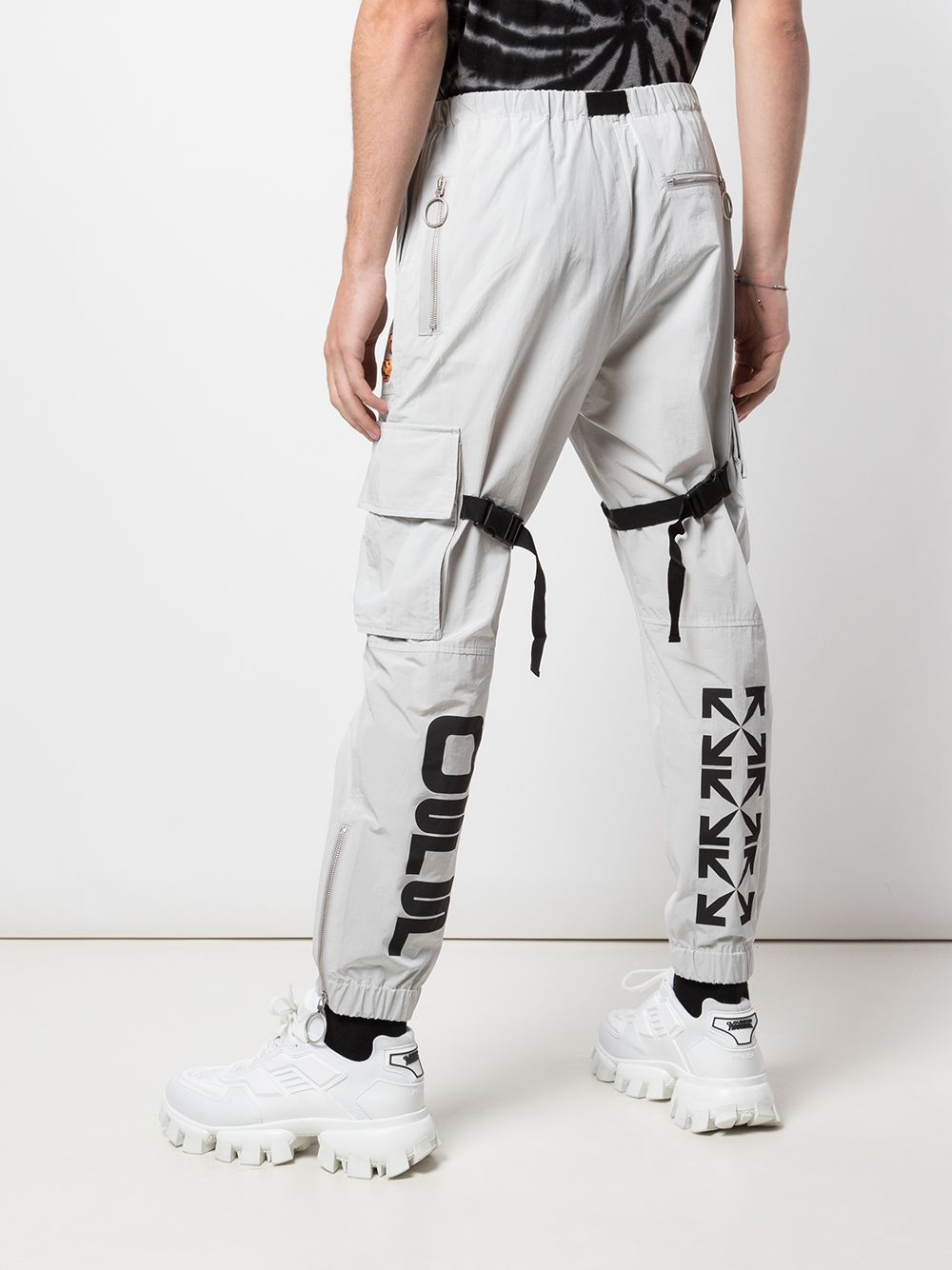 фото Off-white брюки карго с ремешками