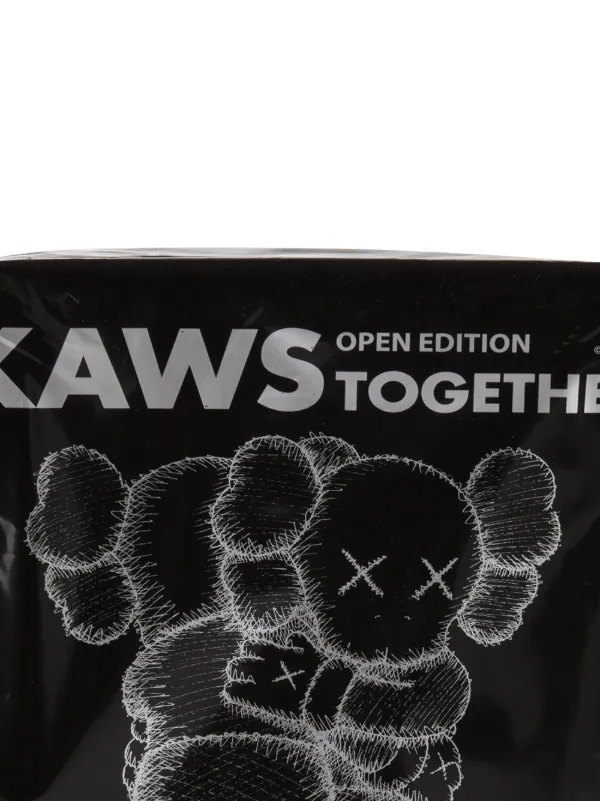 KAWS 
