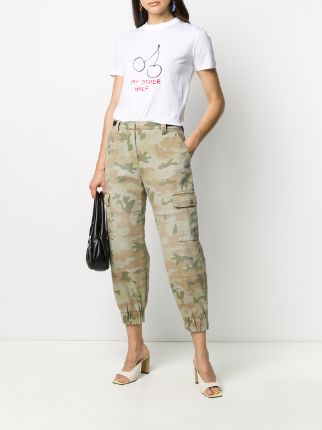 camouflage cropped trousers展示图