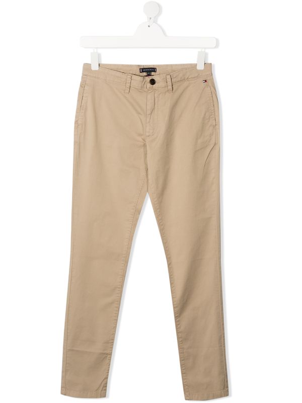 tommy hilfiger slim fit flex chinos