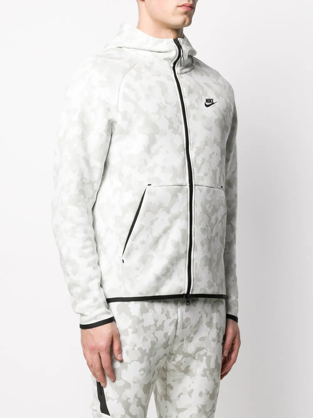 фото Nike camouflage-print zipped hoodie