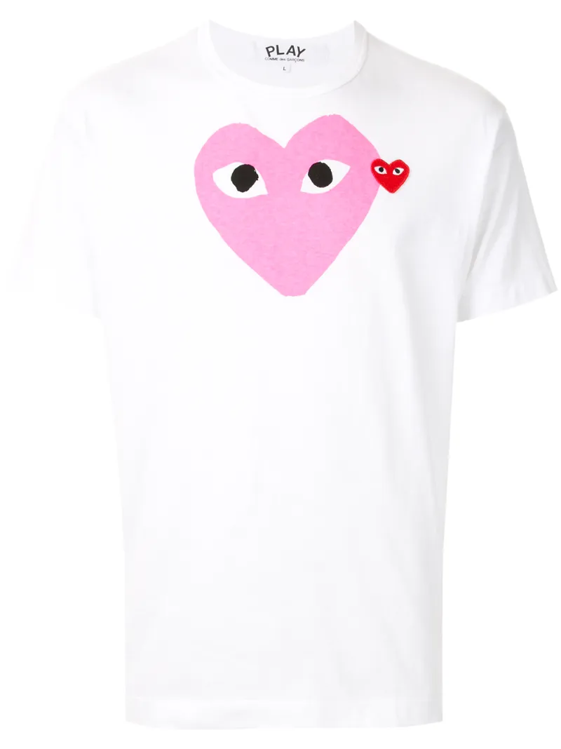 COMME DES GARÇONS PLAY photo