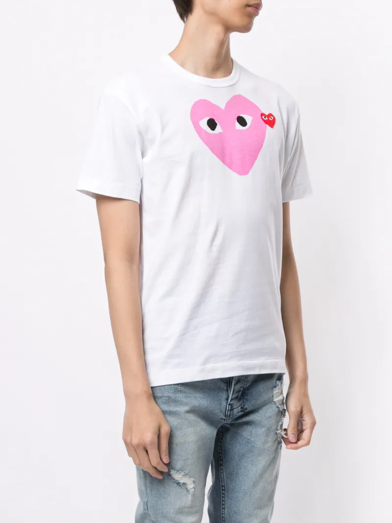 COMME DES GARÇONS PLAY photo