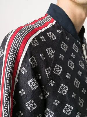 Dsquared2 Bomberjacke Mit Bandana Print Farfetch Dsquared2 Sweatshirt Mit Bandana Print Farfetch
