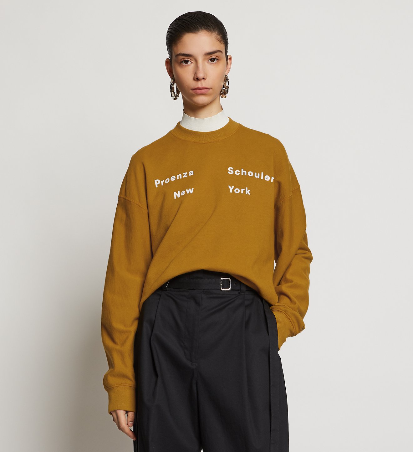 Logo Sweatshirt