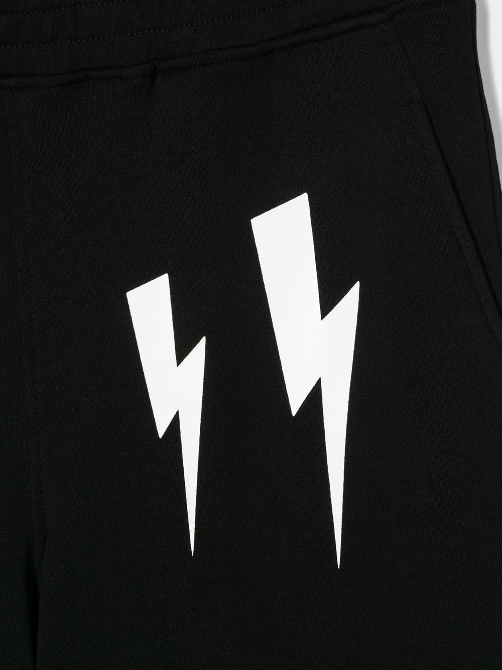 фото Neil barrett kids lightning bolt logo shorts