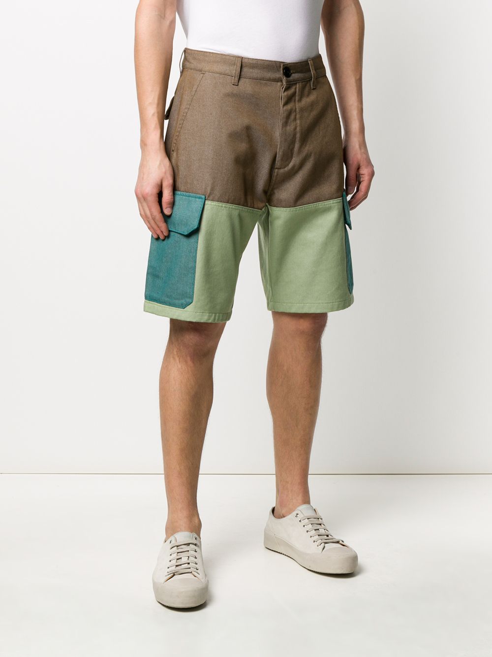 фото Loewe colour-block cargo shorts