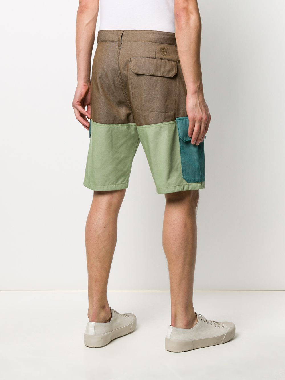 фото Loewe colour-block cargo shorts