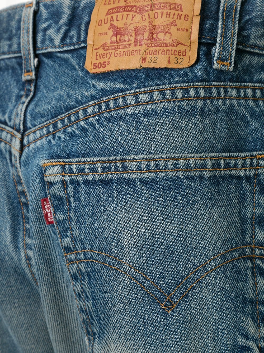 фото Fake alpha x levi's vintage джинсы levis 505 1990-х годов