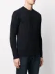 Emporio Armani كنزة منسوجة بشعار الماركة