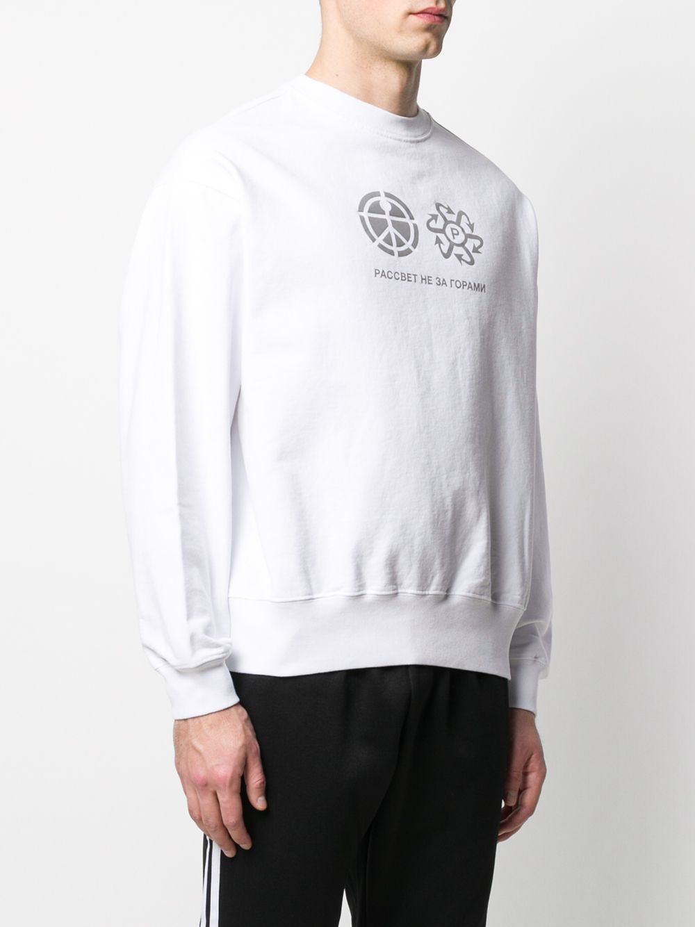 фото Rassvet graphic-print long-sleeved sweatshirt