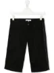 الصورة 1 من Givenchy Kids شورت جينز بشعار الماركة