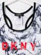 Dkny Kids بلوزة صدرية بشعار الماركة بلمسة رخامية