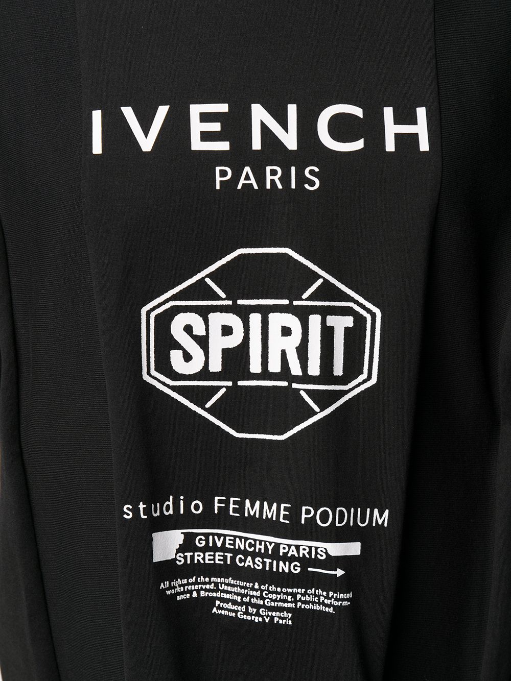 фото Givenchy футболка оверсайз spirit с принтом