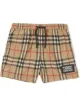 الصورة 1 من Burberry Kids شورت سباحة كاروهات كلاسيكي