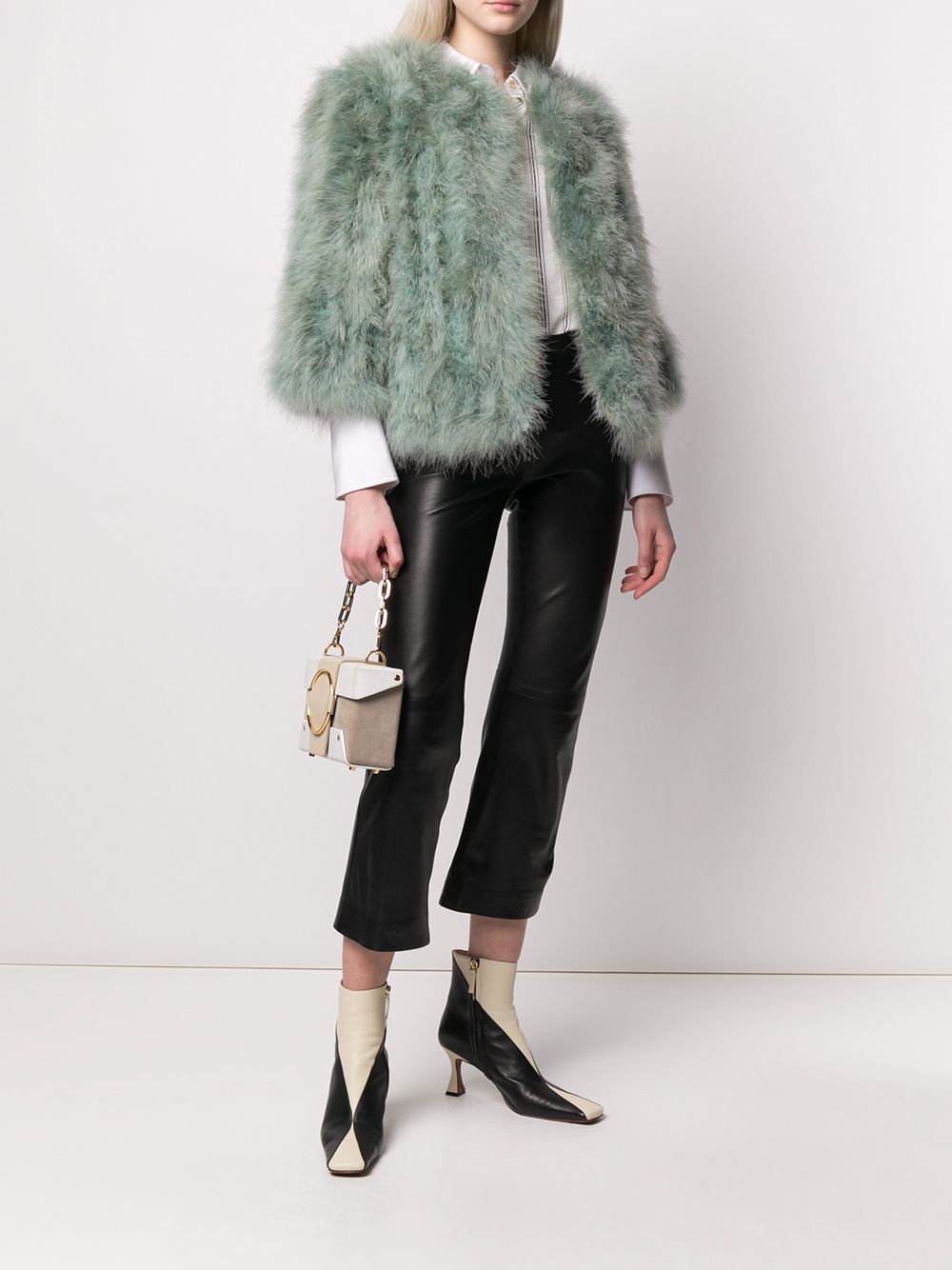 фото Yves salomon cropped fur jacket