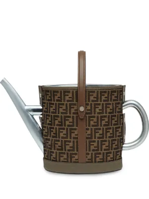 Fendi مرش لري النباتات بمونوغرام FF