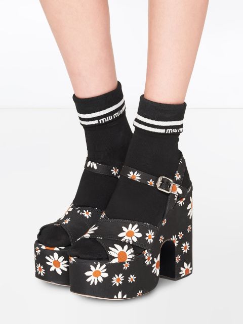 miu miu daisy sandals