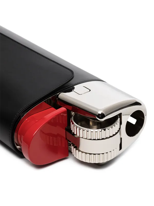Lighter Purse Moschino 2024 favors