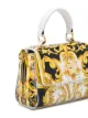 الصورة 2 من Young Versace حقيبة عملية بشعار وطبعة الباروك