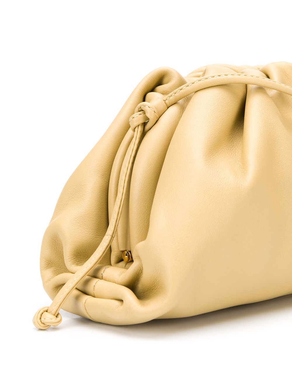 фото Bottega veneta сумка через плечо the pouch 20