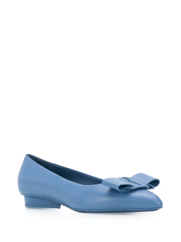 フェラガモvivaフラットパンプス　8c Ferragamo Viva フラットパンプス | ブルー | FARFETCH JP