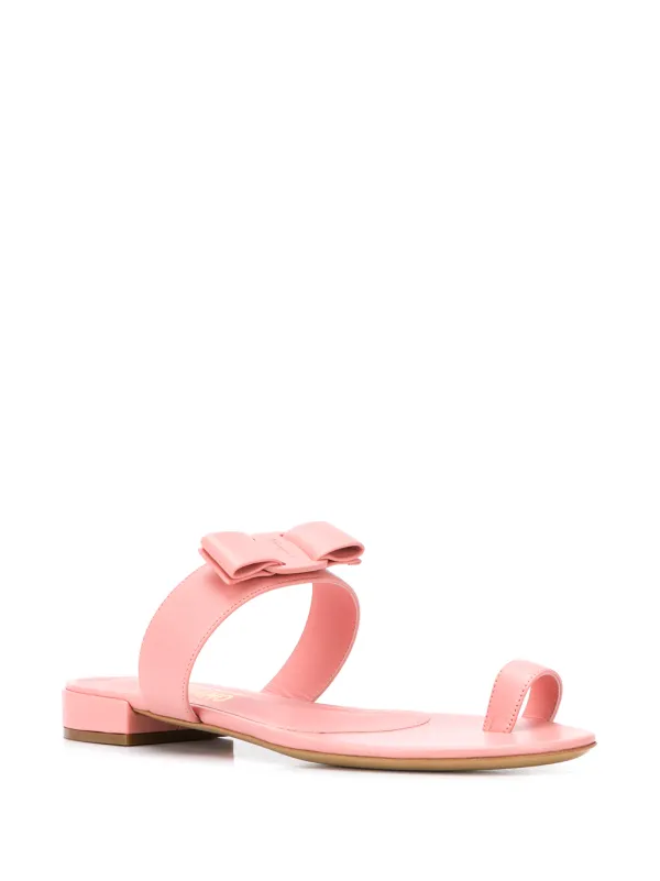 salvatore ferragamo thong sandals
