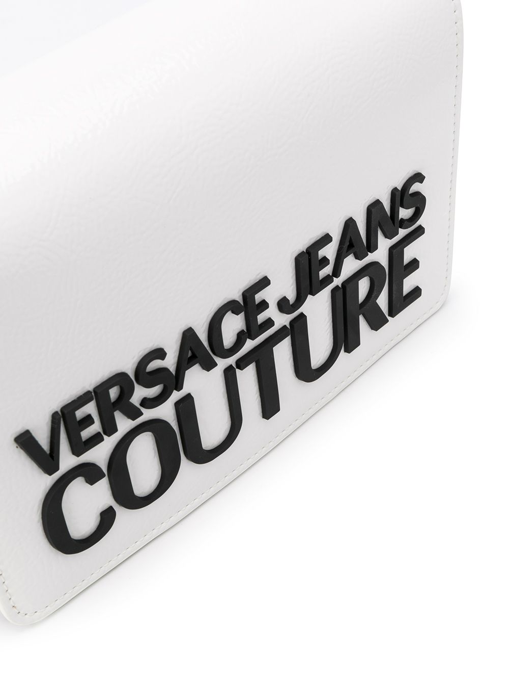 фото Versace jeans couture сумка на плечо с откидным клапаном и логотипом