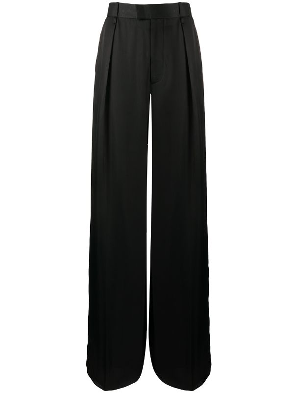 wide pleated trousers