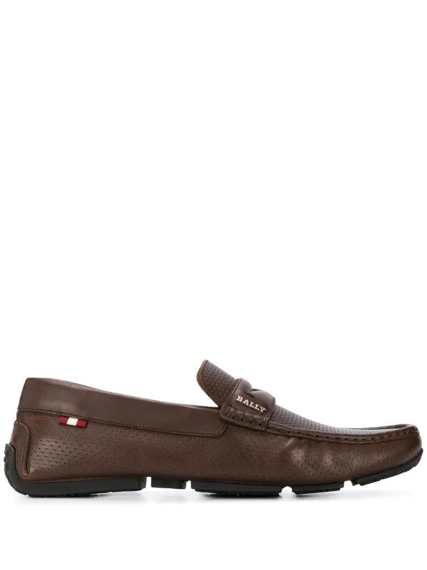 bally slip on