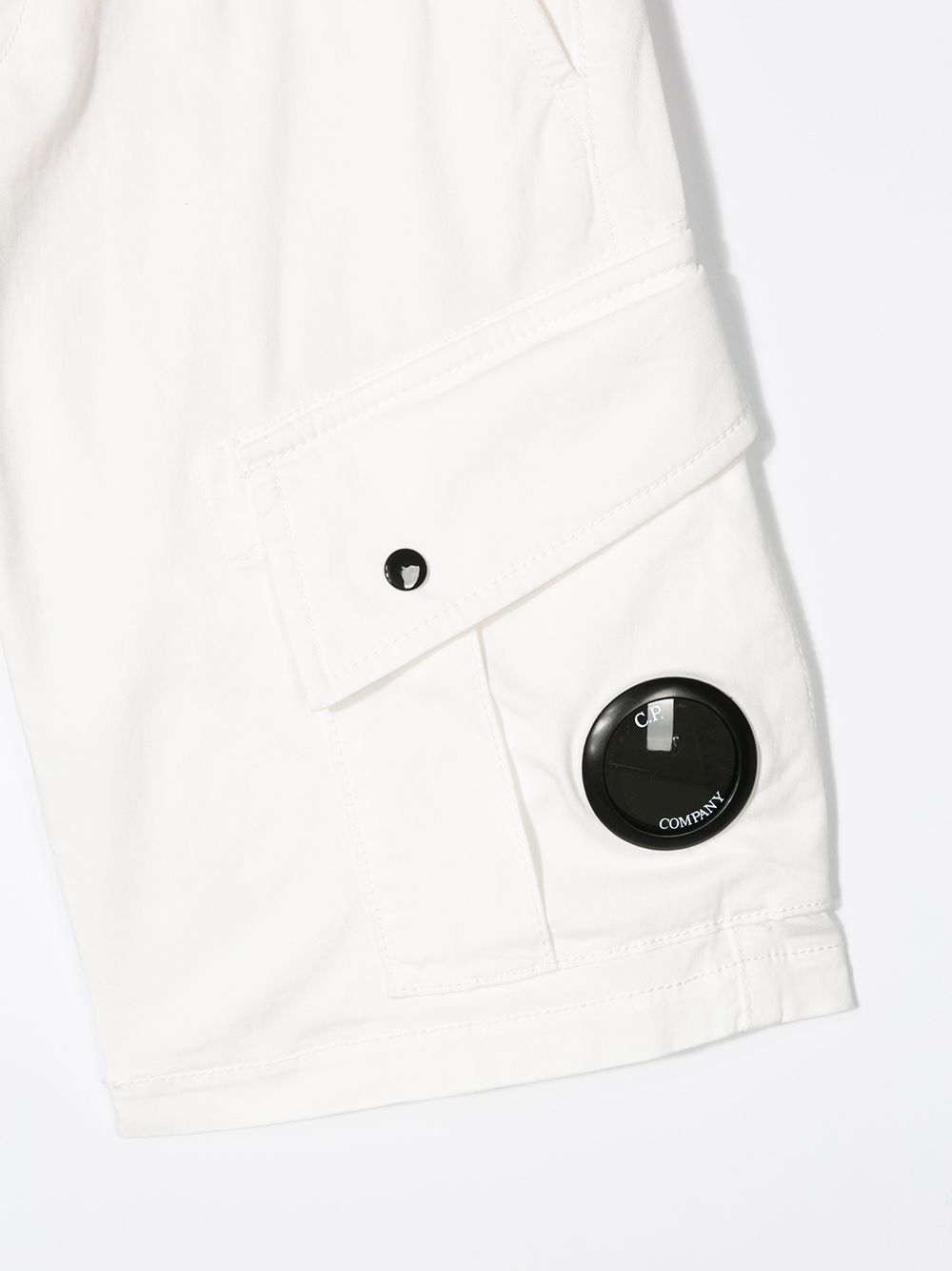 фото Cp company kids lens-detail cargo shorts