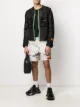 الصورة 2 من Heron Preston شورت بجيوب وطبعة تجريدية