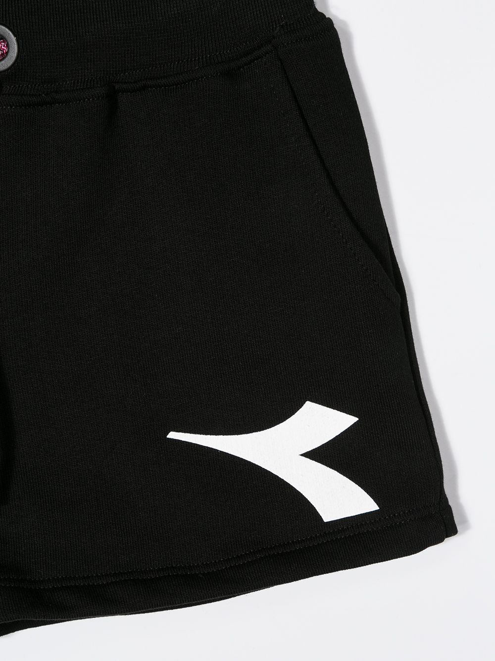 фото Diadora junior logo-print track shorts