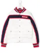 الصورة 1 من Moncler Kids جاكيت بومبر بأكمام طويلة منفوخة