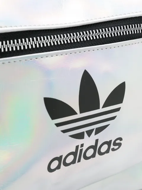 Adidas  Farfetch.Portal.Infrastructure.CrossCutting.ExperienceWebGateway.Variation.TextDescription  - Farfetch