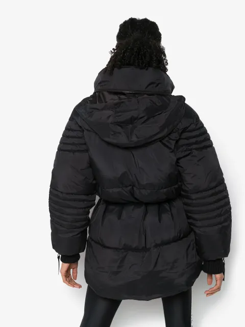 ramp run puffer jacket in black