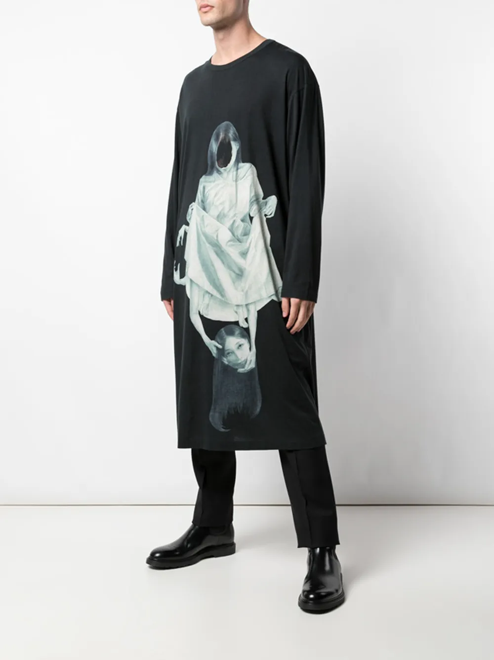 фото Yohji yamamoto футболка оверсайз с графичным принтом