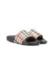 الصورة 1 من Burberry Kids نعال كاروهات كلاسيكي