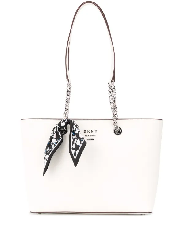 tote bag with chain strap