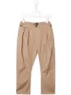 الصورة 1 من Brunello Cucinelli Kids بنطال برباط وبكسرات