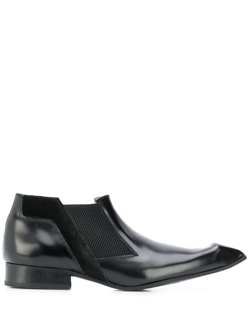 pointed chelsea boot