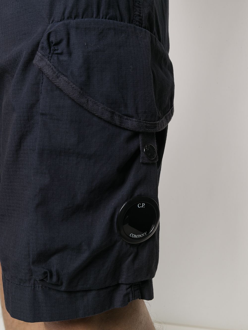 фото C.p. company ripstop cargo shorts