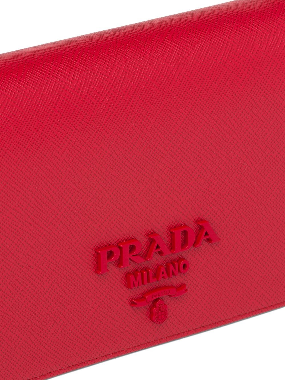 фото Prada мини-сумка из сафьяновой кожи