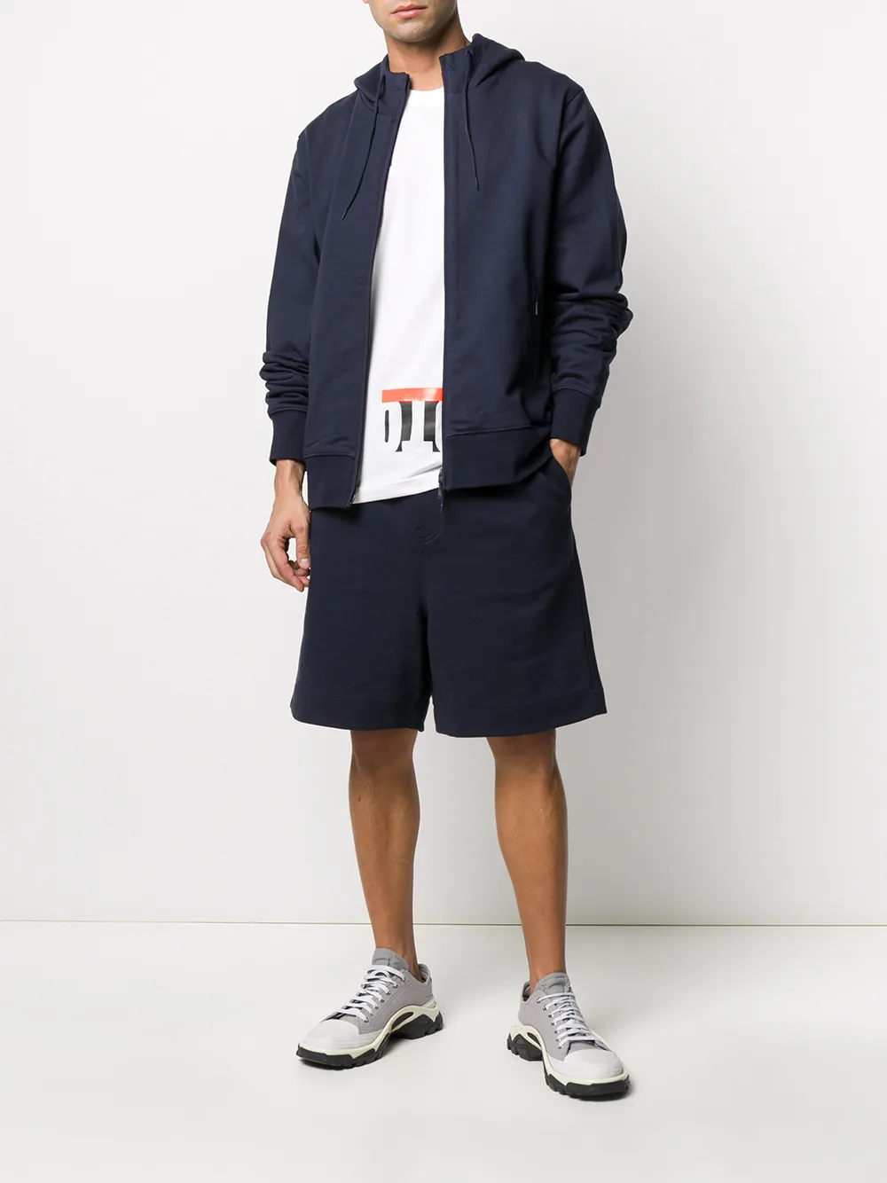 фото Y-3 elasticated knee length shorts