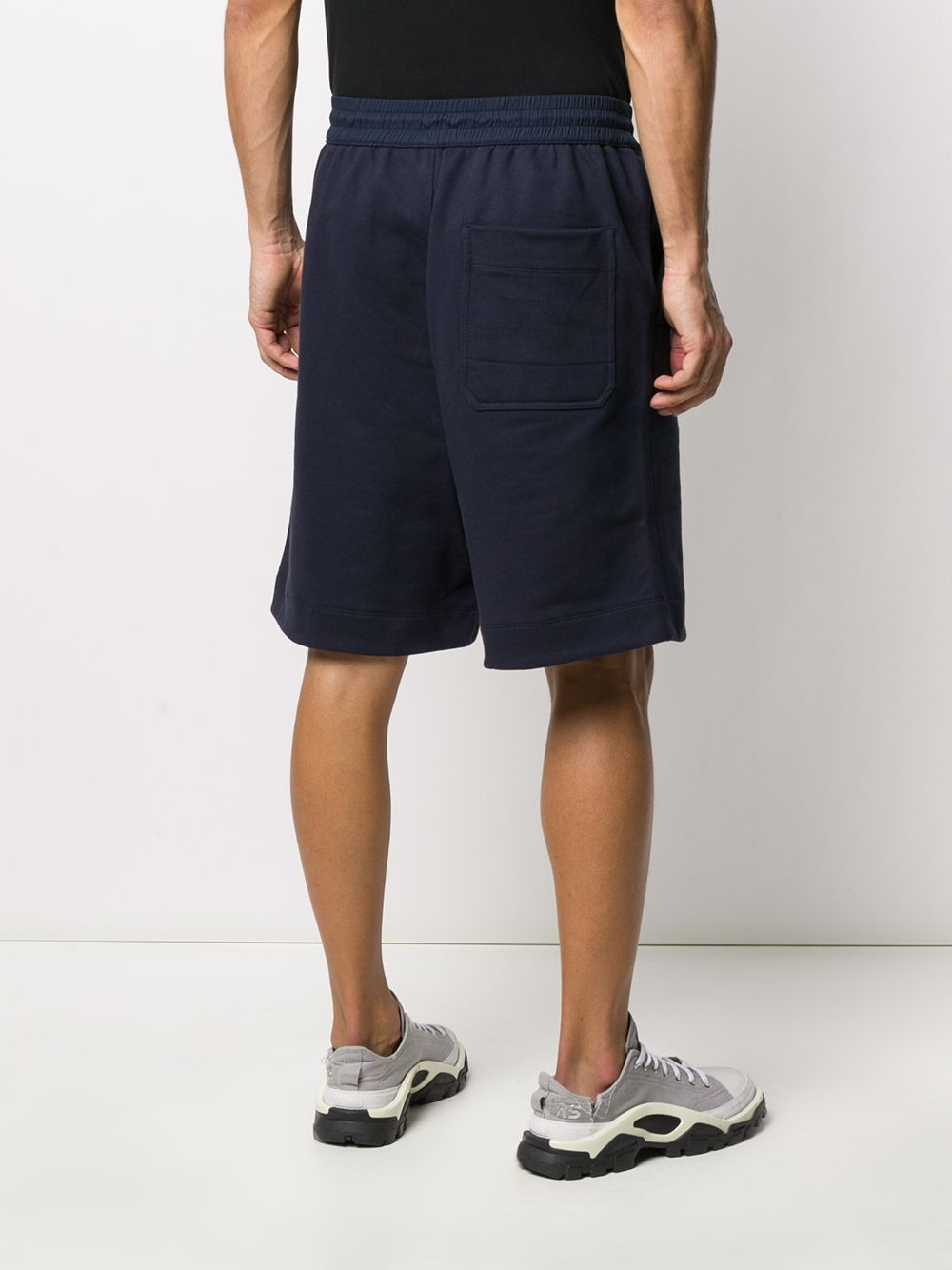 фото Y-3 elasticated knee length shorts