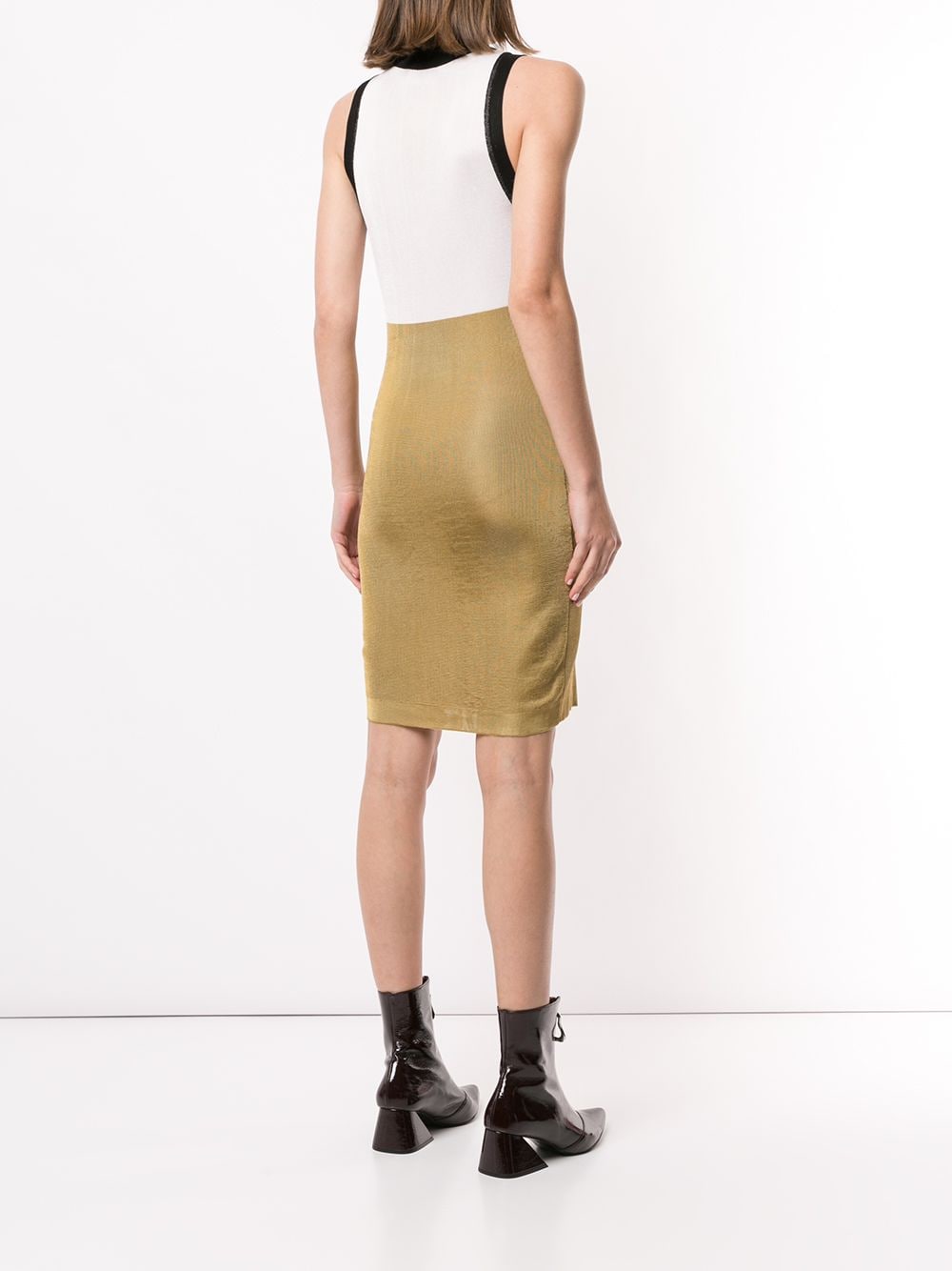 фото Fendi pre-owned приталенное платье без рукавов
