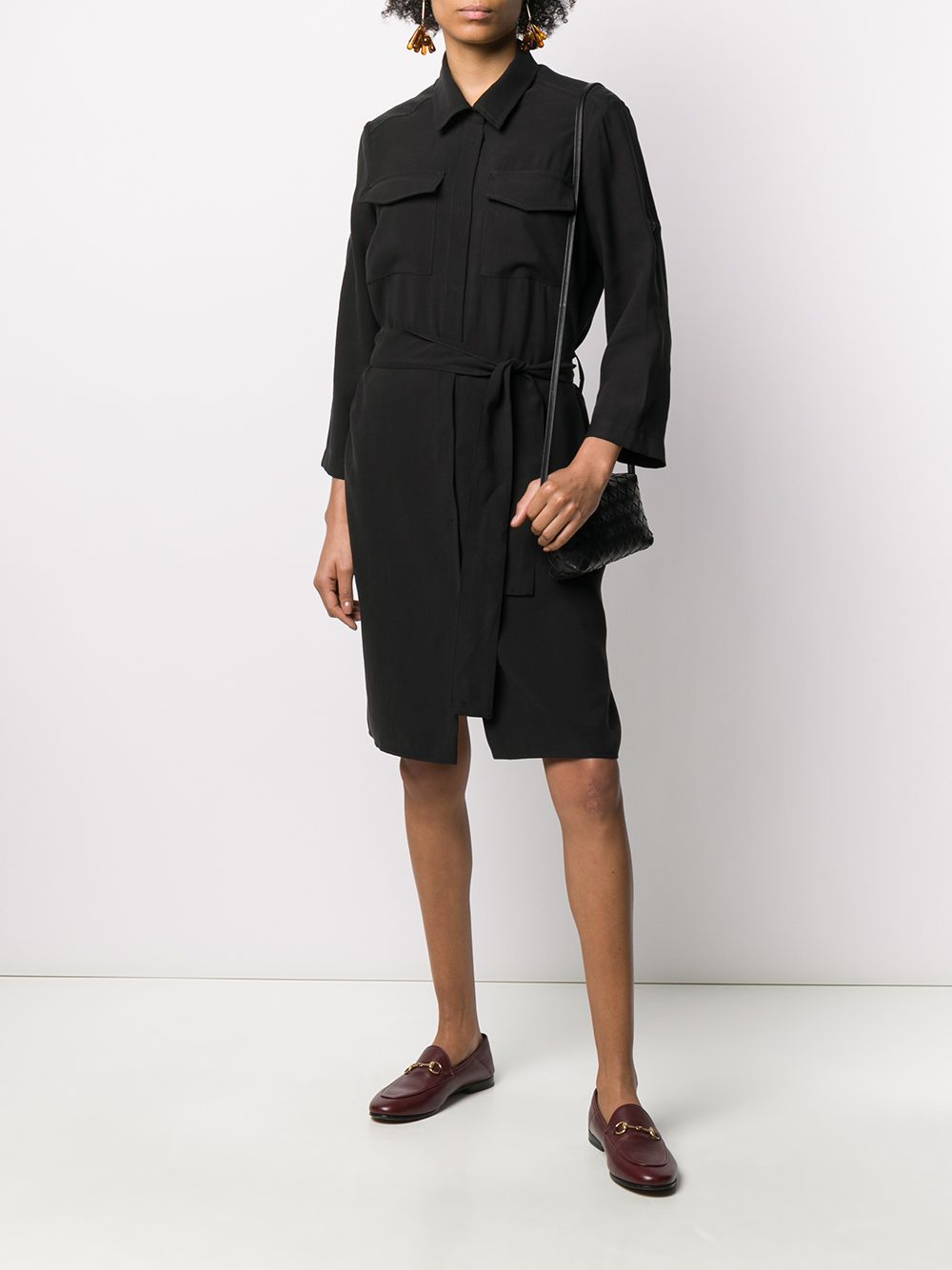 фото D.exterior belted shirt dress